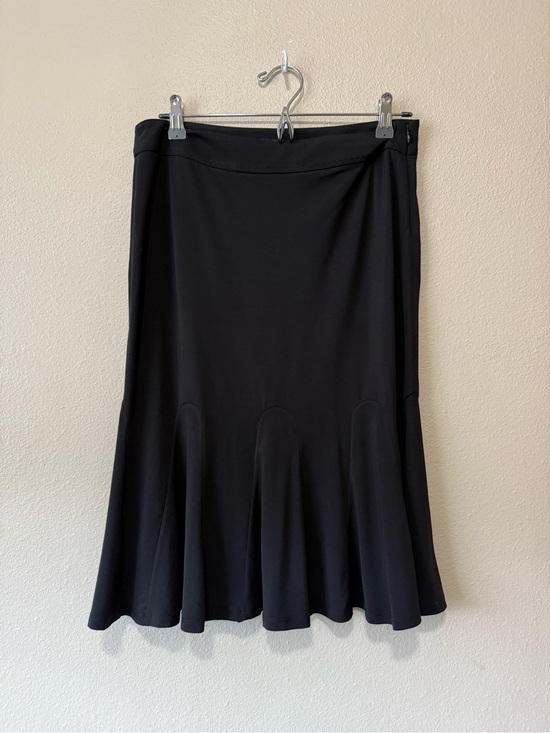 Tahari Dresses & Skirts - Tahari Black Flared Midi Skirt with Panel Hem